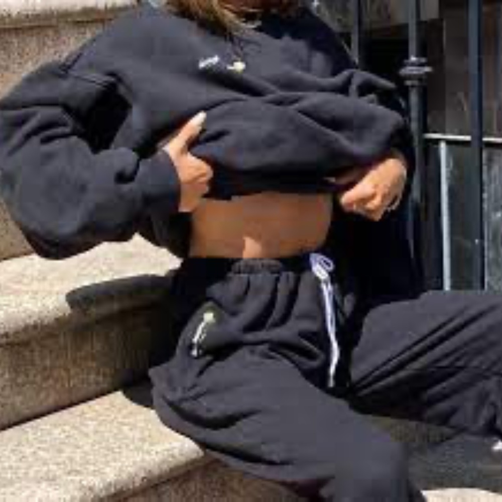 Heavy Manners airport sweatset black Medium